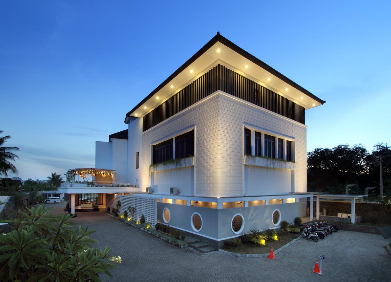 Helios Hotel Bone Watampone Exterior foto